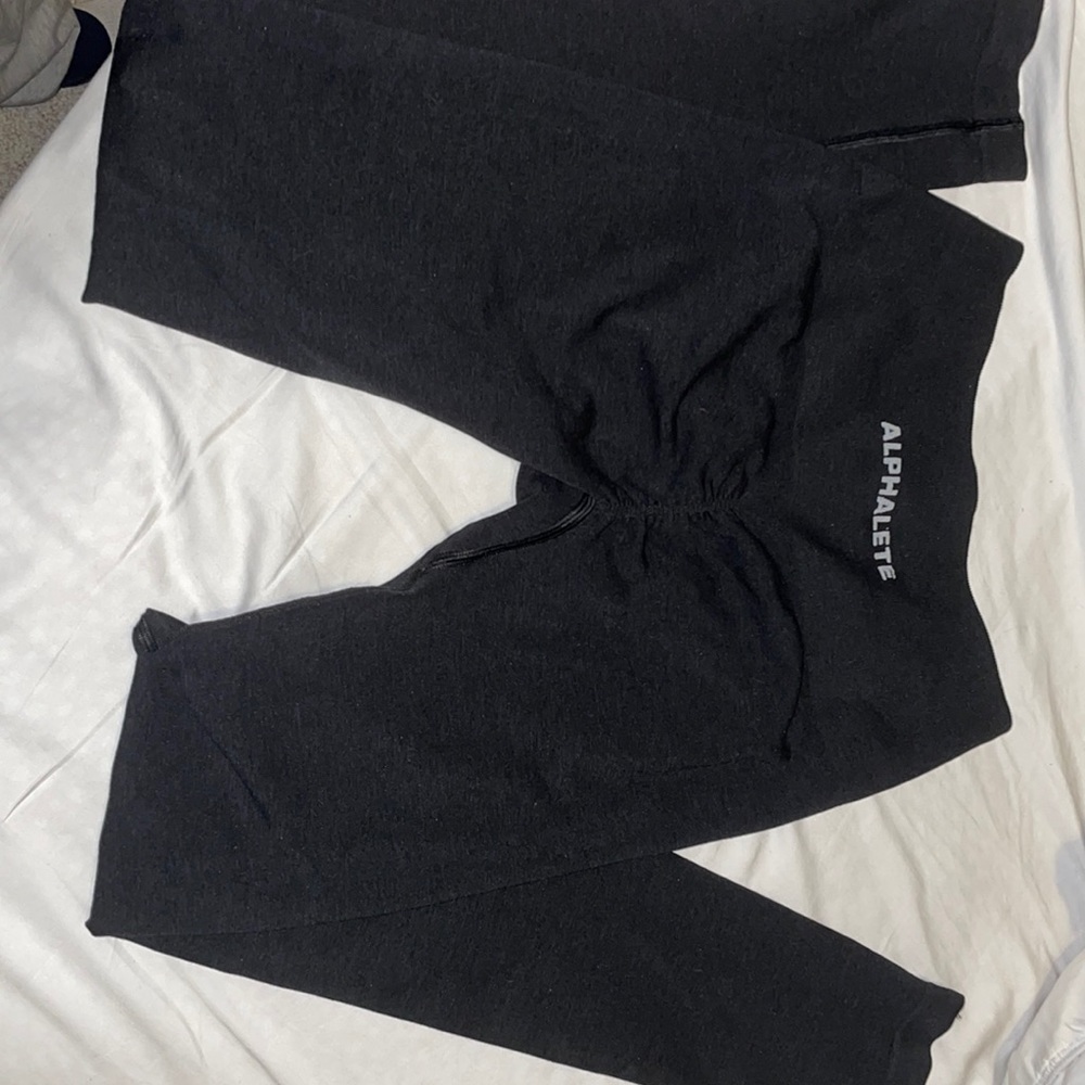 Alphalete butt scrunch leggings